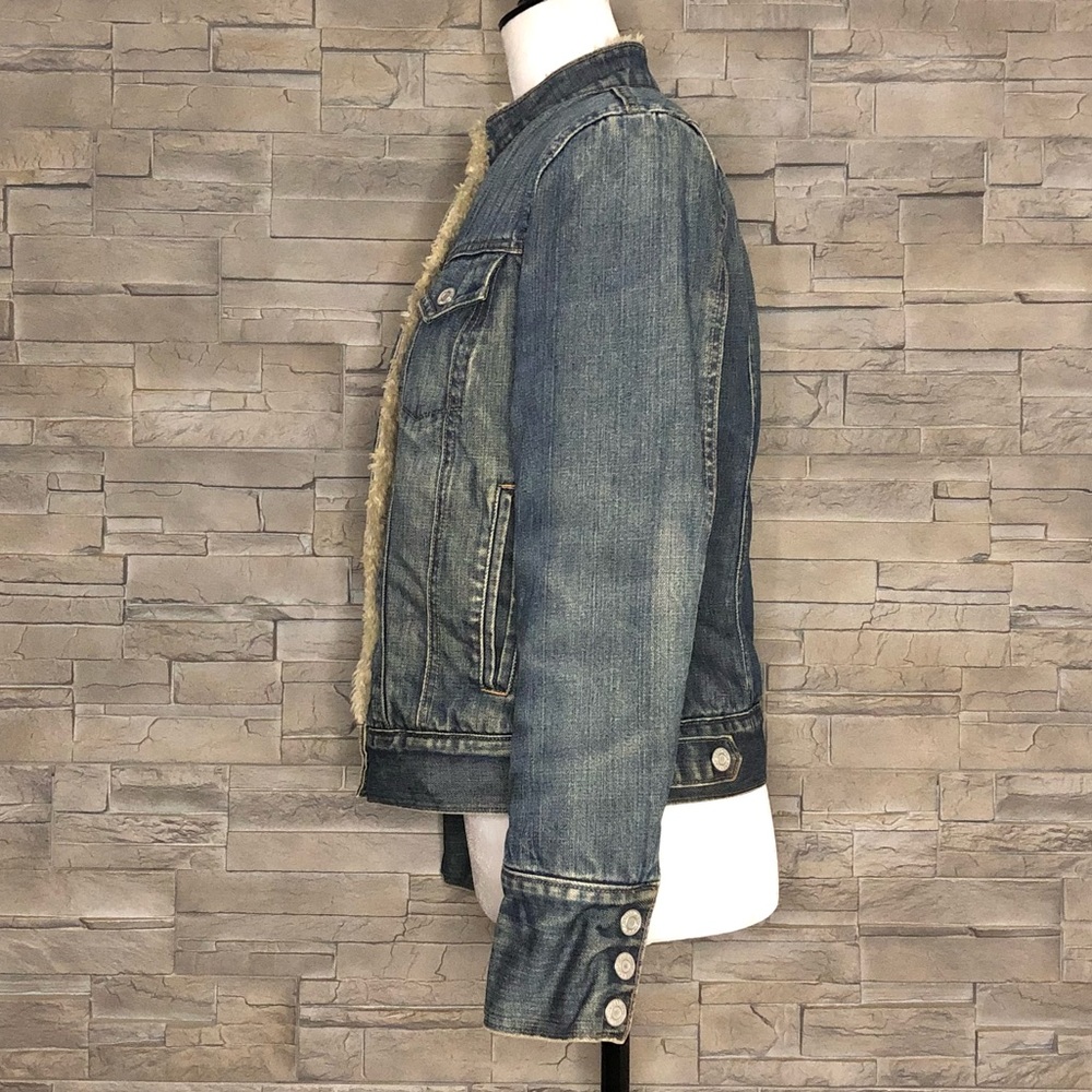 Gap sherpa-lined jean jacket - Picture 3 of 8